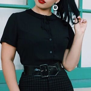 Tatyana Ingrid Blouse Black Short-Sleeve Peter Pan Collar Button-Front Top